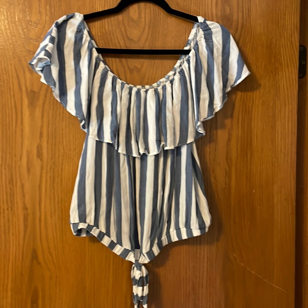 American Eagle womens top